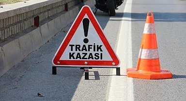 Otomobil tarlaya devrildi: 1 yaralı