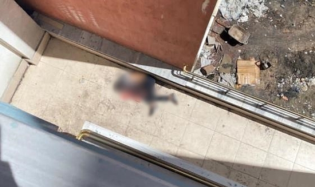 19 yaşındaki bir genç kendisini 5'inci kattan attı