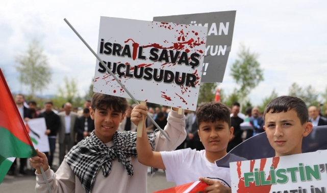 Ağrı'da Filistin'e destek yürüyüşü yapıldı