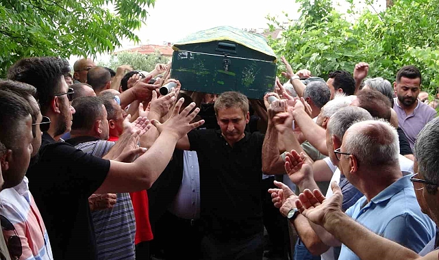AK Parti Başkan Ali Erol toprağa verildi