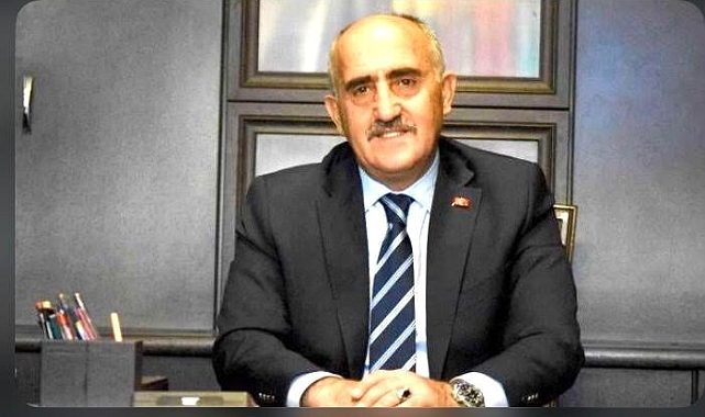 "Anne bir gülümsemeyle büyüyen dünyadır"