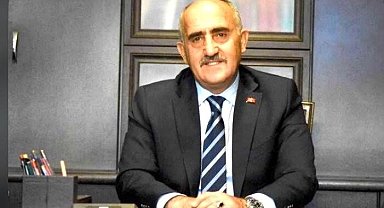 "Anne bir gülümsemeyle büyüyen dünyadır"