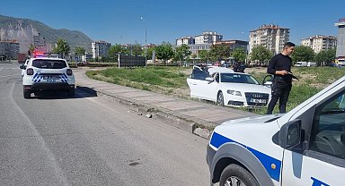 Aranan şahısları, 10 kilometre sonra yakalandı