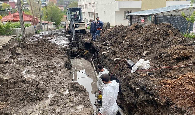 Ardahan'da şebeke iyileştirme çalışmaları sürüyor