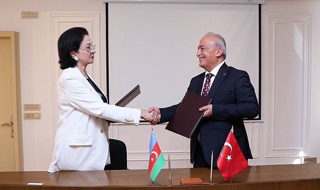 Atatürk Üniversitesi Rektörü comakli Azerbaycan'dan işbirliğiyle döndü