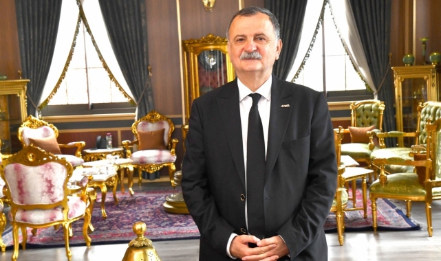 Başkan Balaban'dan 'Mobilyalarımı geri alacağım' diyen eski başkan Çerçi'ye: