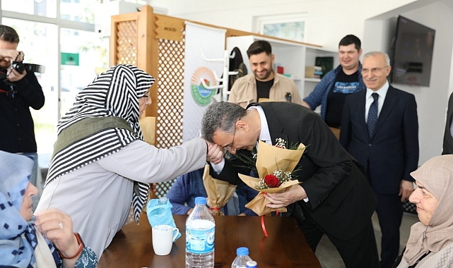 Belediye Başkanı İhsan Kurnaz: "Büyüklerimizin her zaman yanındayız"