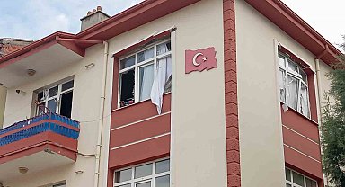 Bir apartman dairesinde, Piknik tüpü bomba gibi patladı