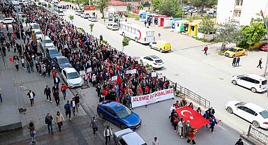 'Biz Büyük Bir Aileyiz' yürüyüşüne, binlerce kişi katıldı