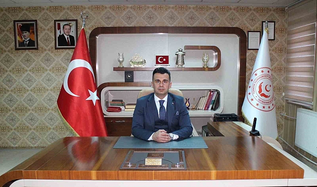 çocuklar tarafından Şair Evlenmesi" isimli tiyatro gösterisi sahnelenecek