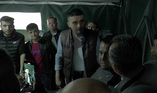 CZN Burak, Yürüyen Adam'n taziyesine katıldı