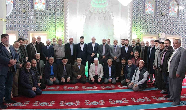 Erzurum'da din görevlileri hafızlıkta yarıştı