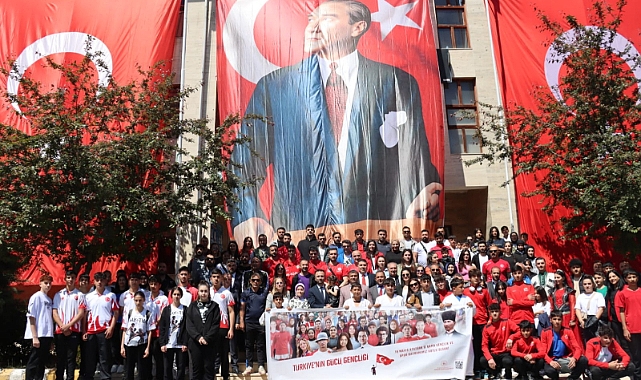 Iğdır'da 19 Mayıs çelenk sunma töreni gerçekleştirildi