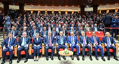 Iğdır Ticaret Borsası TOBB Hizmet Şeref Belgesi Plaket Takdim Törenine Katıldı