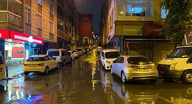 Kavgaya döüşen tartışmada birbirlerine tekme tokat saldıran gruptan 1 kişi yaralandı