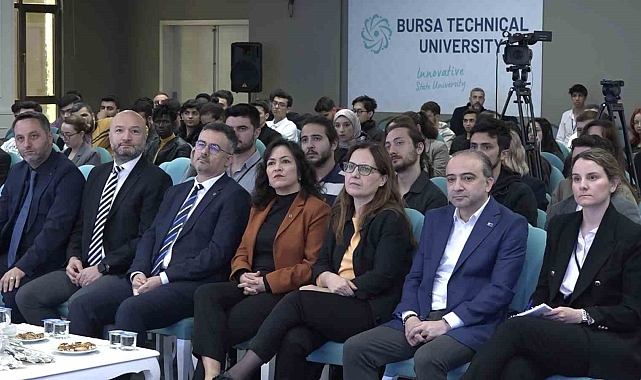 "Kendimizin de binalarımızın da bir an önce depreme hazırlanması gerekiyor"
