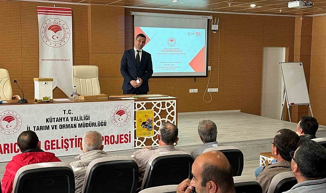Kütahya'da Ana Arı ve Arı Sütü Üretimi kursu açıldı