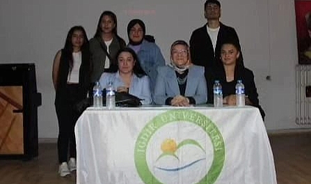 Lise öğrencilerine üniversite deneyimi anlatıldı