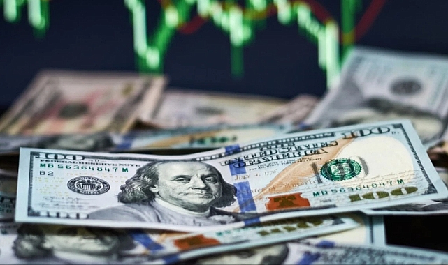 Merkez Bankası'nın yıl sonu dolar beklentisi 38,78 lira, enflasyon beklentisi ise 43,64 lira oldu