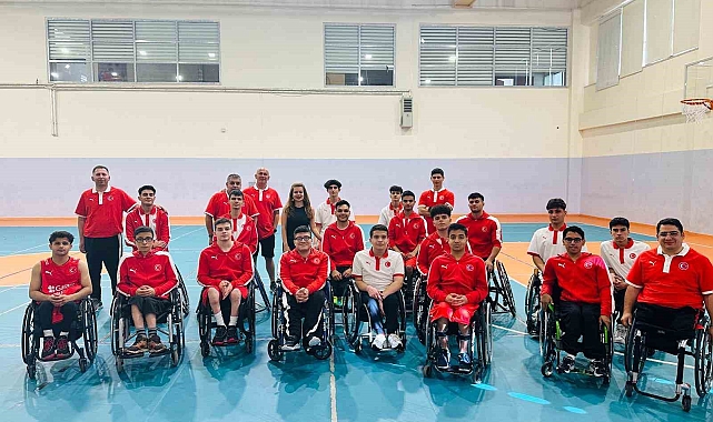 Pamukkale Belediye Spor'da İlker Gündüz'e Milli Davet Edildi