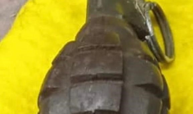 Pimi çekilmemiş el bombası atan şahıslar yakalandı