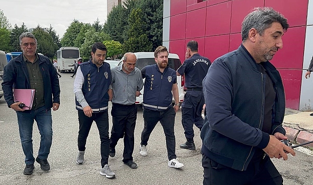 "Psikolojim bozuk, pişmanım" dedi, üzerindeki kanlı kıyafetler dikkat çekti