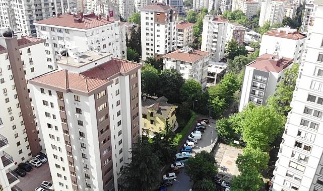 Sarı köşk'ün sahibi Dikey yapılaşmaya meydan okudu