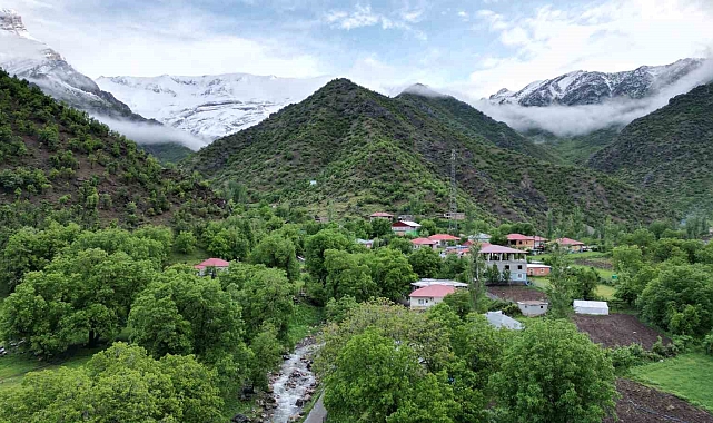 Şırnak'ta, Yüksek bölgeler beyaza büründü