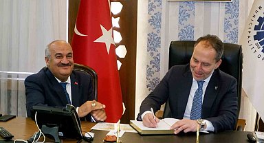 Siyonist rejime bizim de bir damla su bile vermememiz lazım"