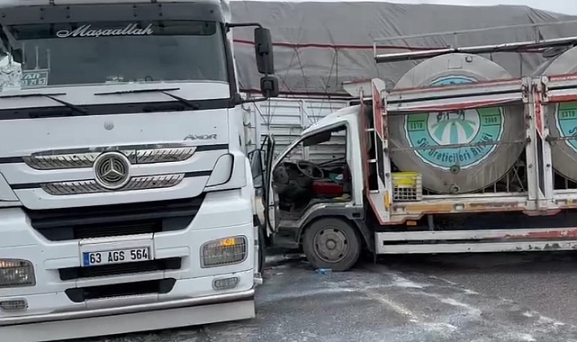 süt tankeri ile çekici çarpıştı