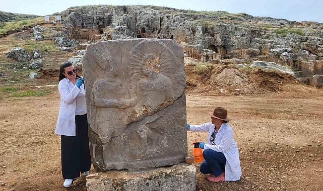 Tarihe ışık tutan 2 bin 100 yıllık steller,  Perre Antik Kent'te sergilenecek