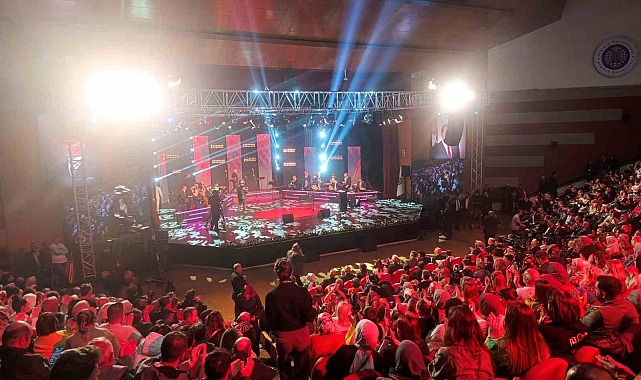 'TRT Sanatçıları Şehir Konserleri' programı yoğun ilgi gördü