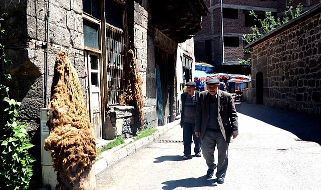 TÜİK, Türkiye'deki aile yapısını ortaya koyan temel istatistiklere yer verdi