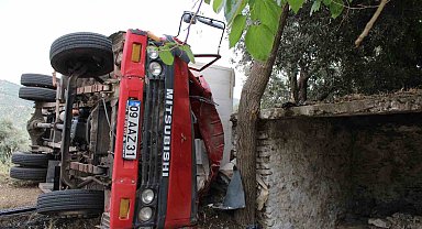 Uçuruma doğru giden Seyyar pideciyi,  zeytin ağacı kurtardı