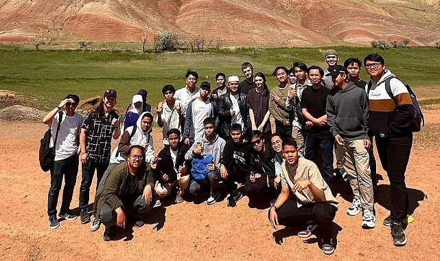 Uluslararası Öğrencilere Iğdır'ın Doğal ve Tarihi Güzellikleri Gezdirildi