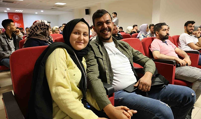 "Aile Gençlik Fonuna" Kahramanmaraş'tan 2 bin 960 kişi başvuru yapıldı