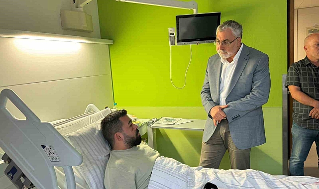 Alman polisi yanlış adrese baskın yaptı. 26 yaşındaki gencin elmacık kemiğini kırdı