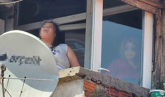 Anne ve babasını rehin alan kız, intihara kalkıştı