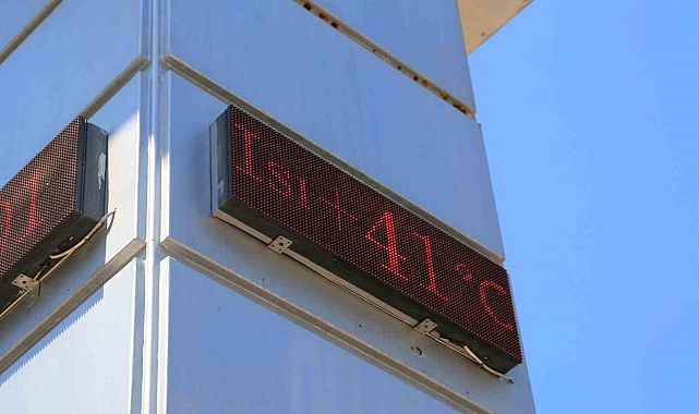 Antalya'da termometreler 41 dereceyi gösterdi