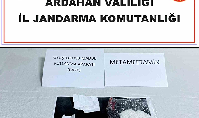 Ardahan'da uyuşturucu satıcıları suçüstü yakalandı