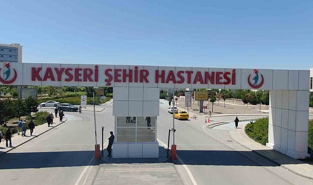 Bayramda iki ayrı bıçaklı cinayet