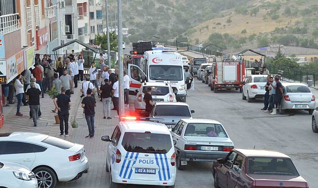 Binanın yöneticisi havalandırma boşluğuna düşerek can verdi