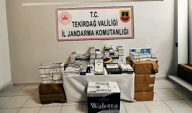 Binlerce paket kaçak tütün ele geçirildi