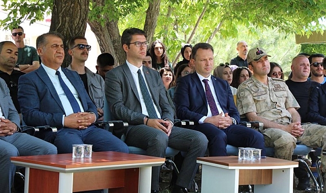 "Büyüklerimle Hikâyeler" projesinin imza günü ve tanıtım programı düzenlendi