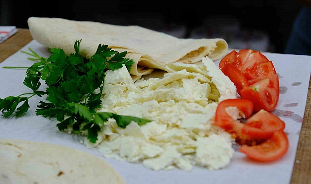 Coğrafi işaretli Erzincan tulum peyniri, satışa sunuluyor