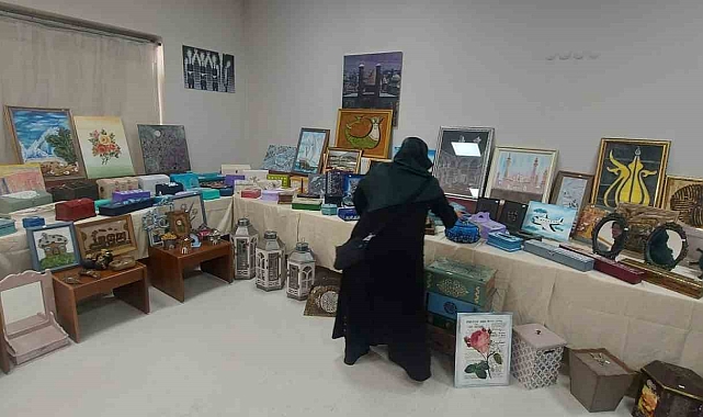 "Hasta Etkileri Sergisi" psikiyatrı kliniğinde açıldı