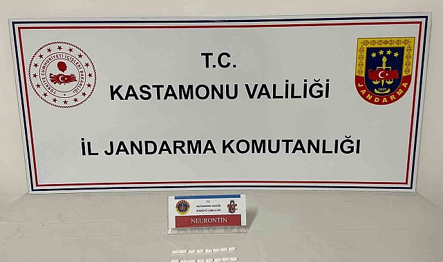 Hasta kadın, kendisine yazılan ilaçları satarken yakalandı
