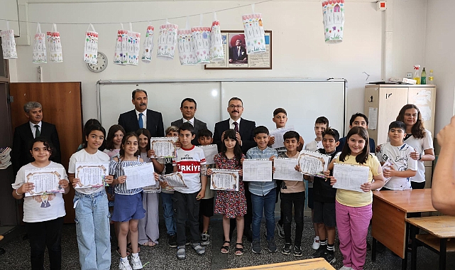 Iğdır'da 49.517 öğrenci karne heyecanı yaşadı