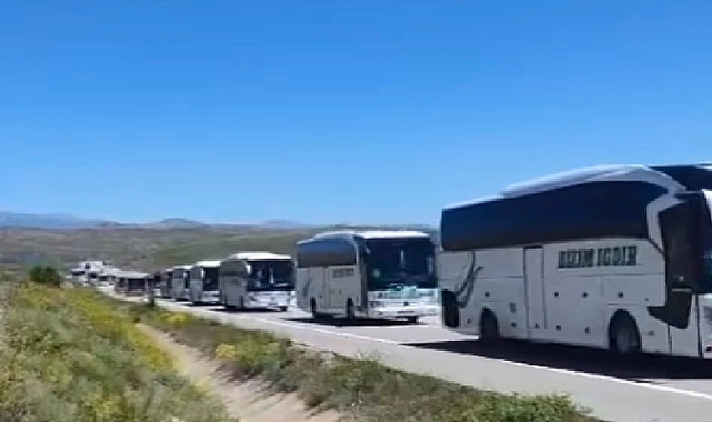Iğdırlı taraftarlar Sivas'a akın ediyor. Iğdır'da ise Millet Bahçesinde dev ekran kurulacak