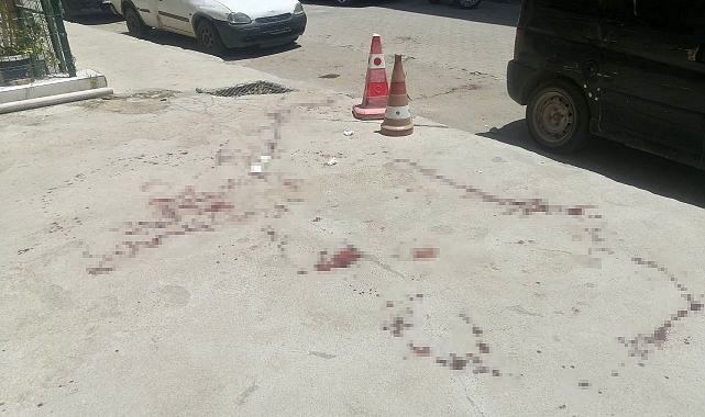 Isparta'da bıçaklar havada üçüştü